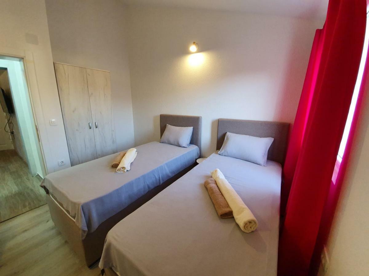 Apartments Kingfisher Virpazar Exterior foto