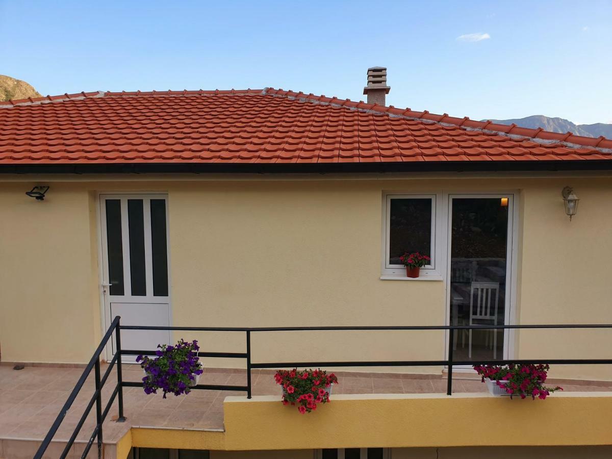 Apartments Kingfisher Virpazar Exterior foto